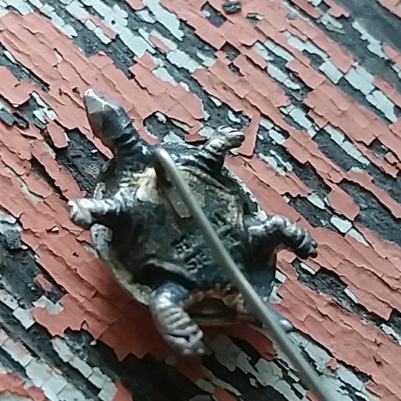 Sterling Turtle Pin - Picture 5 of 5